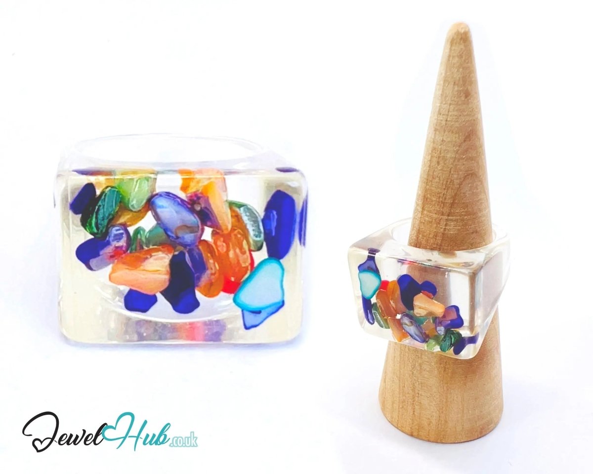 Big Screen Shell 🐚 Resin Ring – US P · US 8 · Giant Series · Handcrafted Resin - JewelHub.co.uk