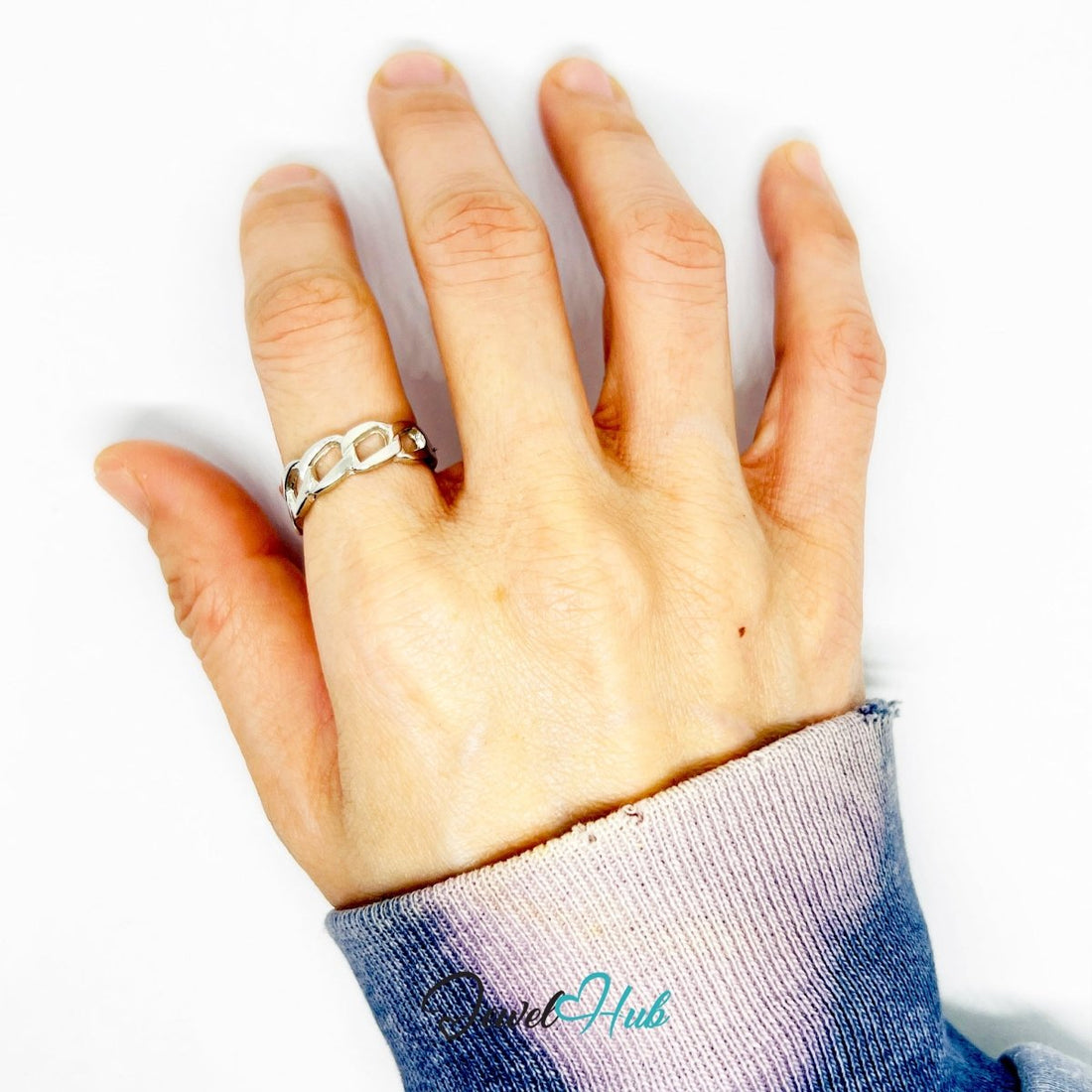 Chain - Link Band Ring Zinc Alloy · UK P · US 8 · Interlocking Motif · Silver - Tone Finish - JewelHub.co.uk