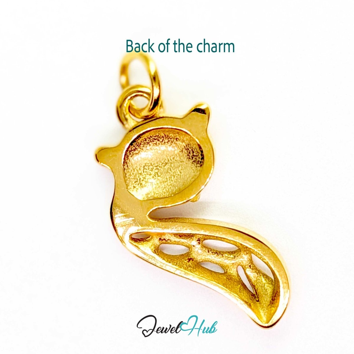Back of the gold fox charm - pierced right through, modelled on both sides - JewelHub