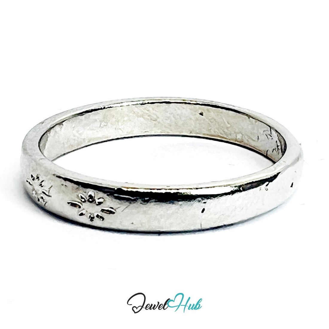 Floral Engraved Band Ring | Silver‑Tone Zinc Alloy Botanical Design - JewelHub.co.uk
