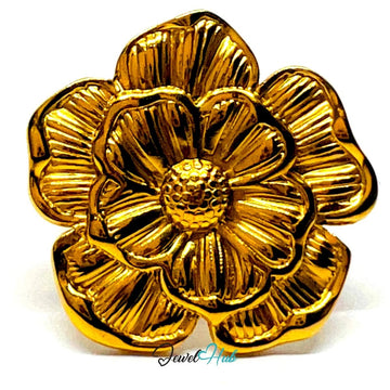 Gold Plated Ring 🌸 Bloomform Flower · Zinc Alloy · UK P · US 8 · Bold Botanical Statement - JewelHub.co.uk