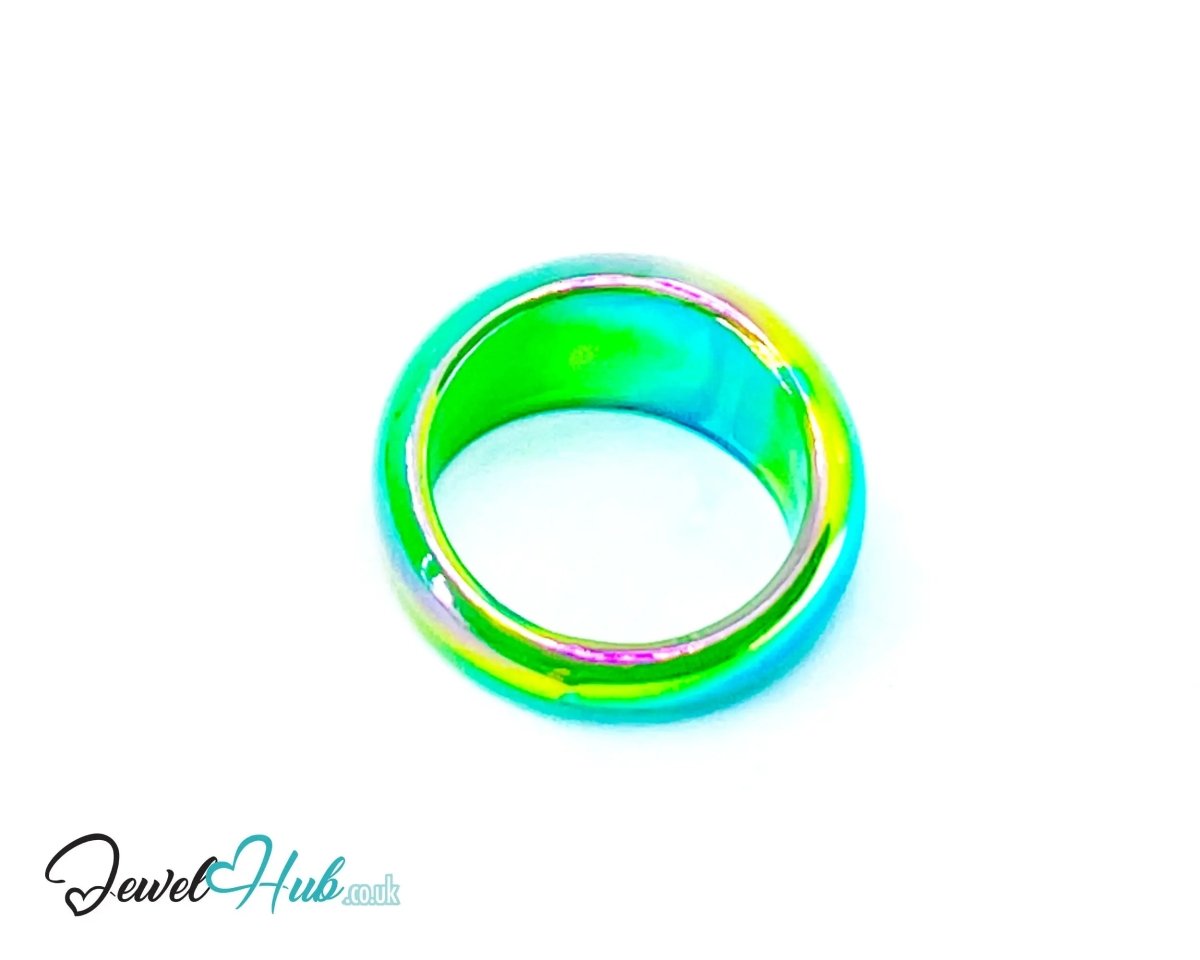 Green 🌿 Resin Ring (Iridescent) UK P · US 7.5 · Gloss Sculptural Band - JewelHub.co.uk