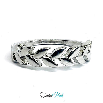 Leaf Engraved Band Ring | Silver‑Tone Zinc Alloy Botanical Design - JewelHub.co.uk
