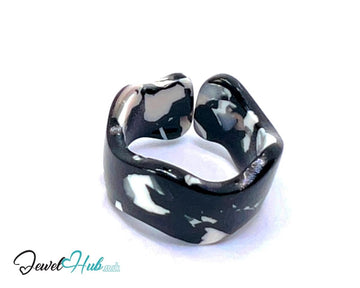 Open - End ⚫ Resin Ring – US O · US 7.5 · Monostone · Handcrafted - JewelHub.co.uk
