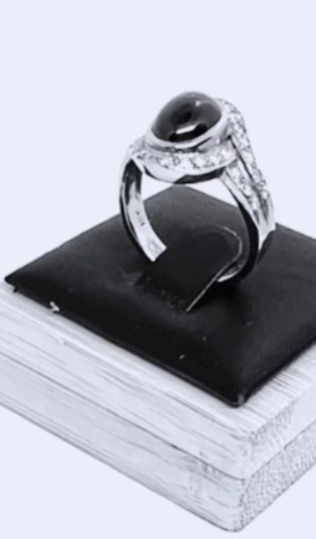 18K Gold Sapphire Diamond Ring · 2.2ct Oval Sapphire · UK N · US 7 · Halo Split Shank Design