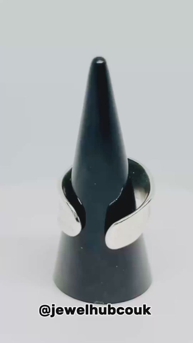 925 Silver Ring · Sculptural Smooth Band · UK M-N-O · US 6.5–8 · 5.5g · Hallmarked