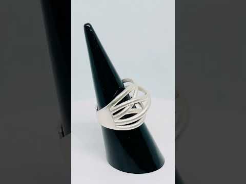 925 Silver Sculptural Crossover Ring #jewelhubcouk #finejewellery