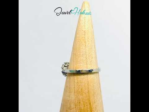 18k White Gold Diamond Ring – Hallmarked (750) | UK O US 7.5 | Floral Cluster Design