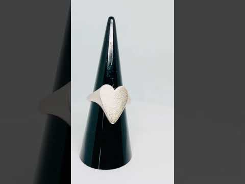 925 Silver Rose Gold Glitter Heart Ring #jewelhubcouk #finejewellery