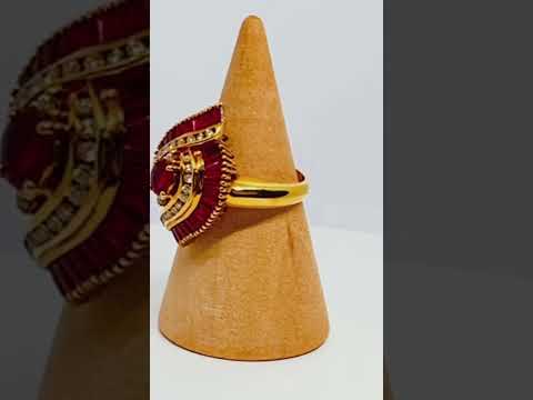 18k Gold Ruby Crest Ring Heirloom Brilliance #jewelhubcouk #finejewellery