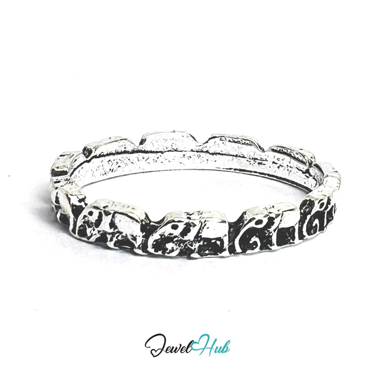 Punk Scroll Chain Ring · Zinc Alloy · Silver‑Plated Ornate Vine Design - JewelHub.co.uk