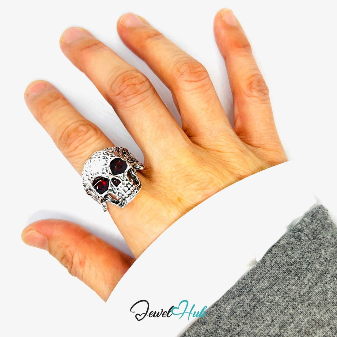 Silver - Plated Zinc Punk Ring – Skull Statement for Rebellious Style | Fixed Size O, 9.06g - JewelHub.co.uk