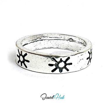 Punk Solar Edge Ring · Zinc Alloy · Silver‑Plated Sunburst Engraving - JewelHub.co.uk