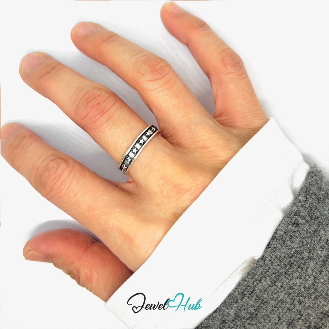 Punk Star Puncture Ring · Zinc Alloy · Silver‑Plated Raised Texture - JewelHub.co.uk