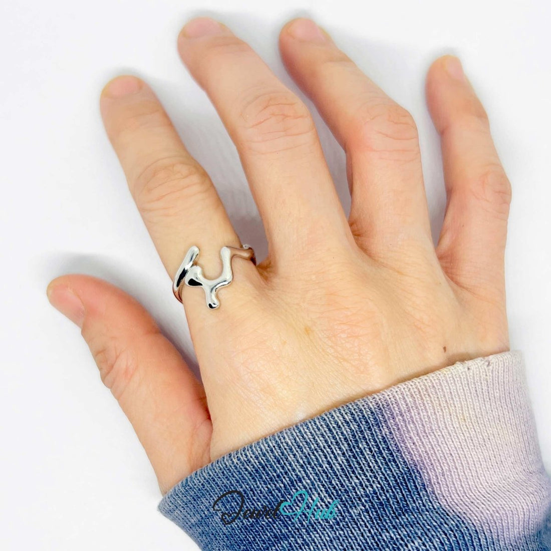 Silver - Plated Abstract Waveform Zinc Alloy Ring – Crest Form - JewelHub.co.uk
