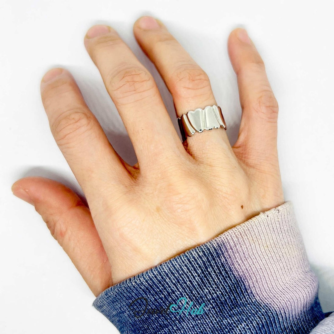 Silver - Plated Petal Scale Zinc Alloy Ring – Adjustable Band - JewelHub.co.uk