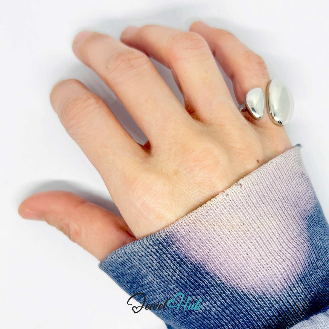 Silver - Plated Sculptural Oval Zinc Alloy Ring – Mirror Finish - JewelHub.co.uk