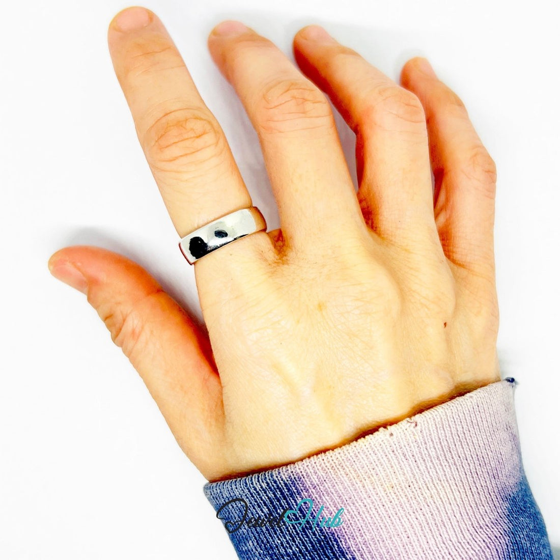 Silver - Plated Zinc Alloy Minimalist Open Ring – Sculptural Polished Accent - JewelHub.co.uk