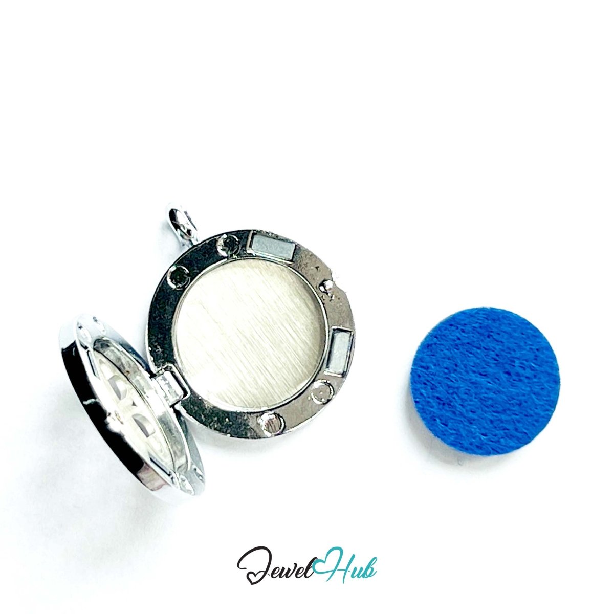 Stainless Steel Aromatherapy Pendant – Clover of Fortune - JewelHub.co.uk