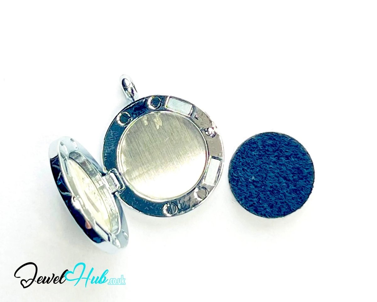 Stainless Steel Aromatherapy Pendant for Strength & Kindness 🎗️ Trio Heart - JewelHub.co.uk