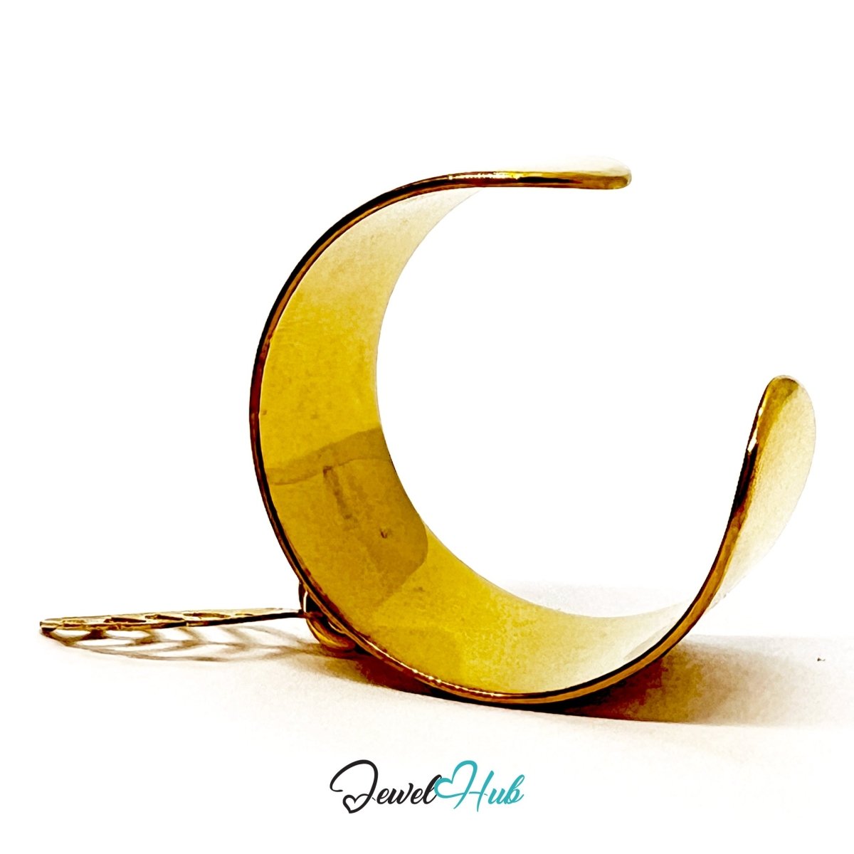 Stainless Steel Long Leaf Charm Ring – Gold‑Plated Wide Band, Adjustable Fit - JewelHub.co.uk