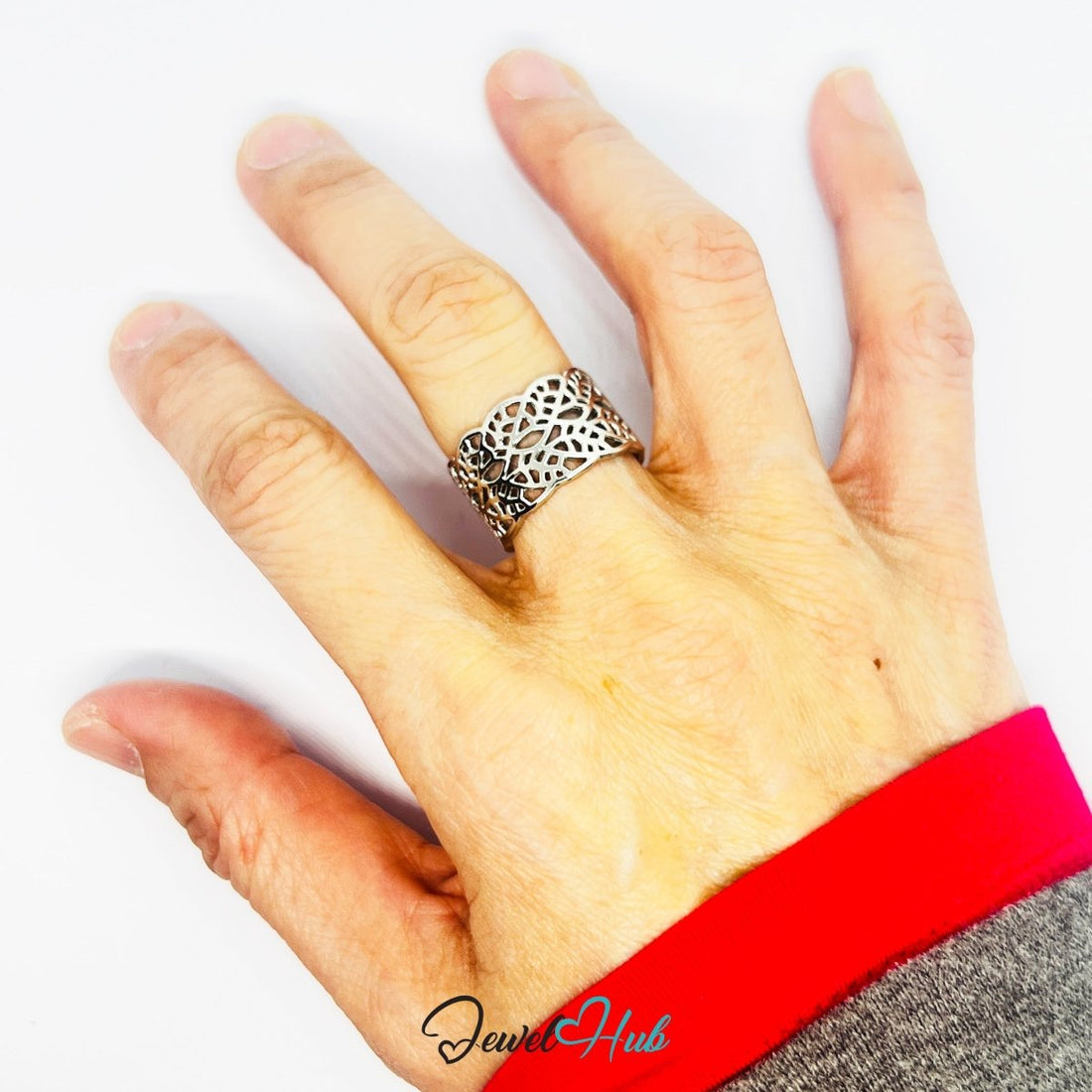 Stainless Steel Silver Lacework Scalloped Ring – Ornamental Texture - JewelHub.co.uk