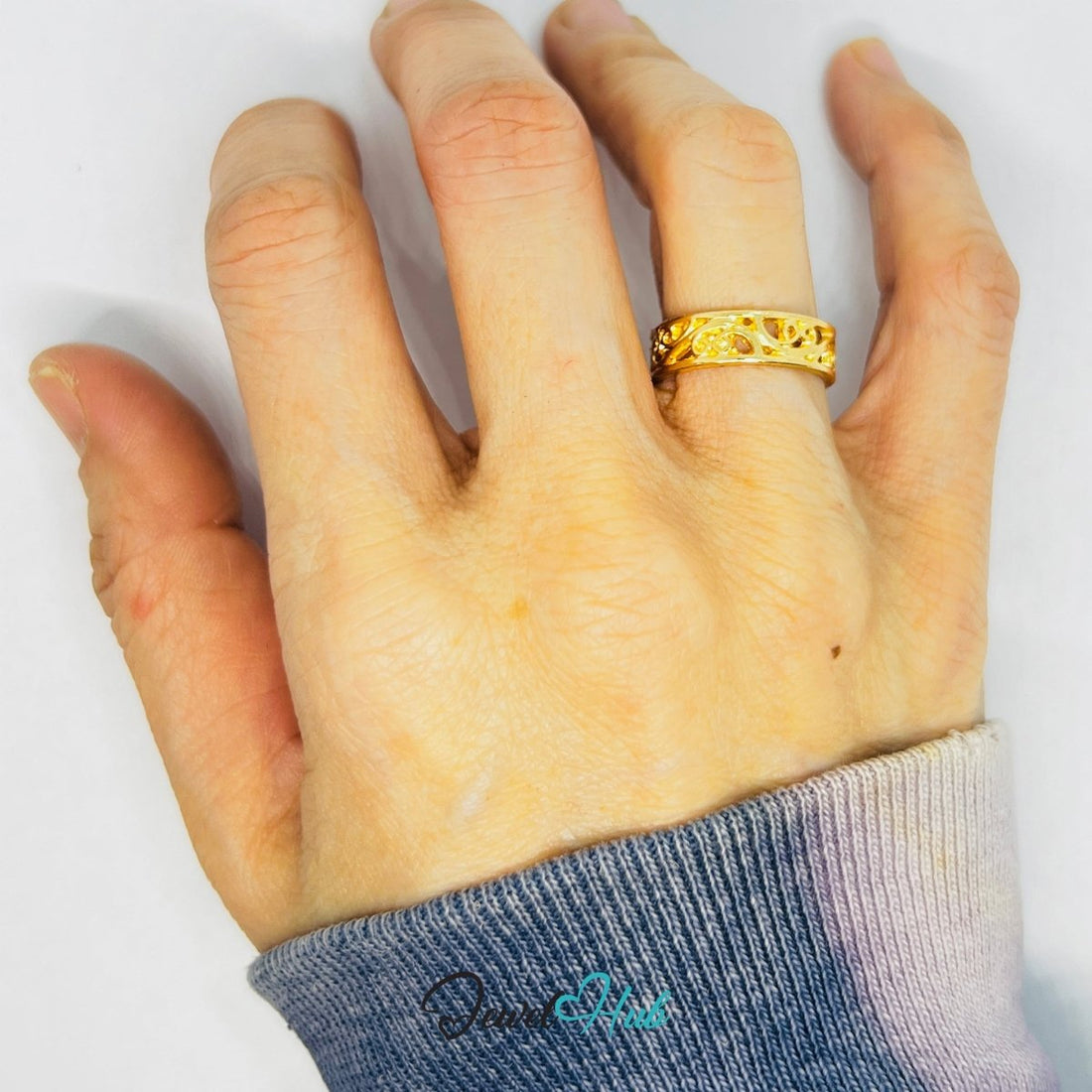Zinc Alloy Ring Gold Victorian Filigree Scroll - UK M / US 6.5 - JewelHub.co.uk