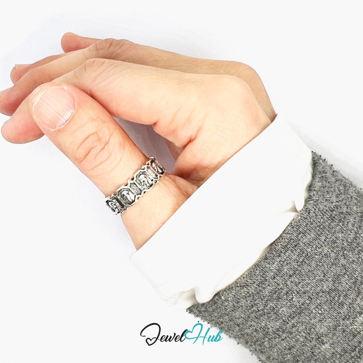 Zinc Alloy Silver‑Plated Punk Ring – Gothic Claw Grip Wide Band - JewelHub.co.uk