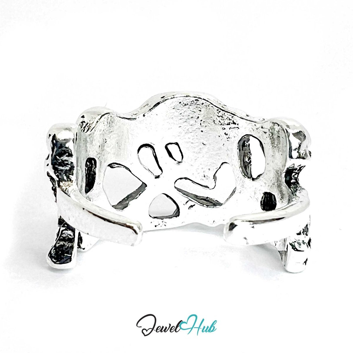 Zinc Alloy Silver‑Plated Punk Ring – Skull Pattern Sculptural Symbolism - JewelHub.co.uk