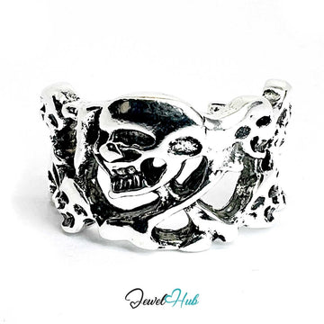 Zinc Alloy Silver‑Plated Punk Ring – Skull Pattern Sculptural Symbolism - JewelHub.co.uk